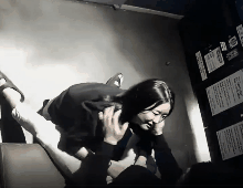 노래방에서 떡 한번 갈긴 후 조용히 나가기
